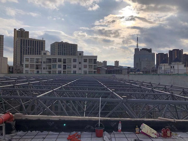 辽阳云南昆明联勤保障部队65070工程-军体训练馆网架